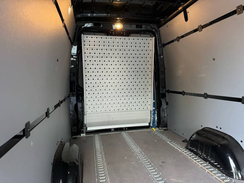 2023 Mercedes-Benz Sprinter 2500