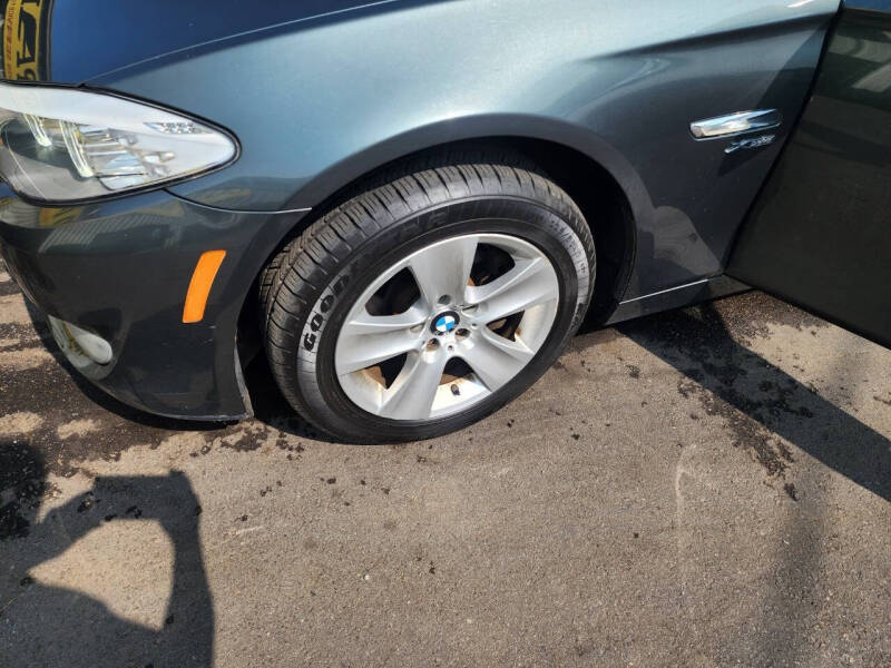 2012 BMW 5 Series 528i xDrive