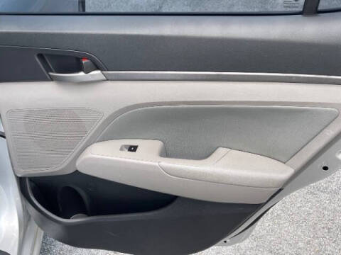 2018 Hyundai Elantra