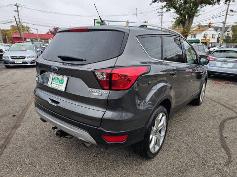 2019 Ford Escape Titanium