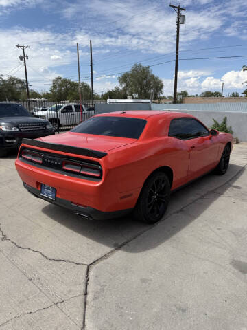 2018 Dodge Challenger SXT