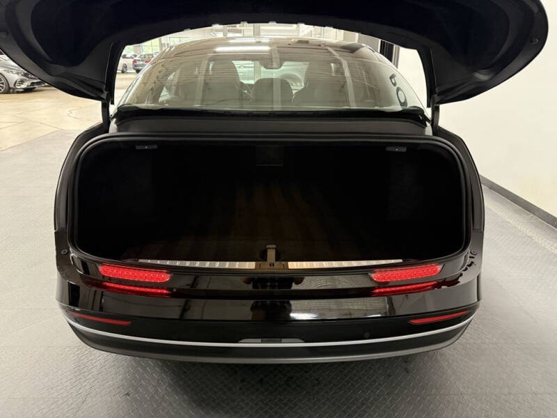 2024 Lucid Air Touring