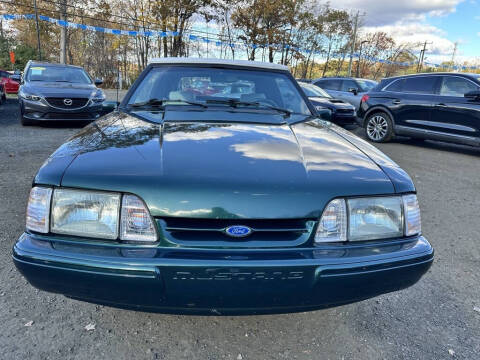 1990 Ford Mustang