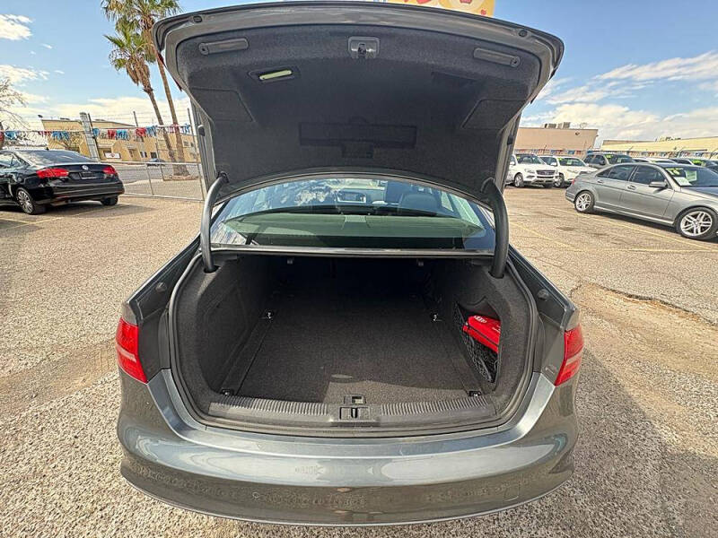 2014 Audi A4 2.0T quattro Premium Plus