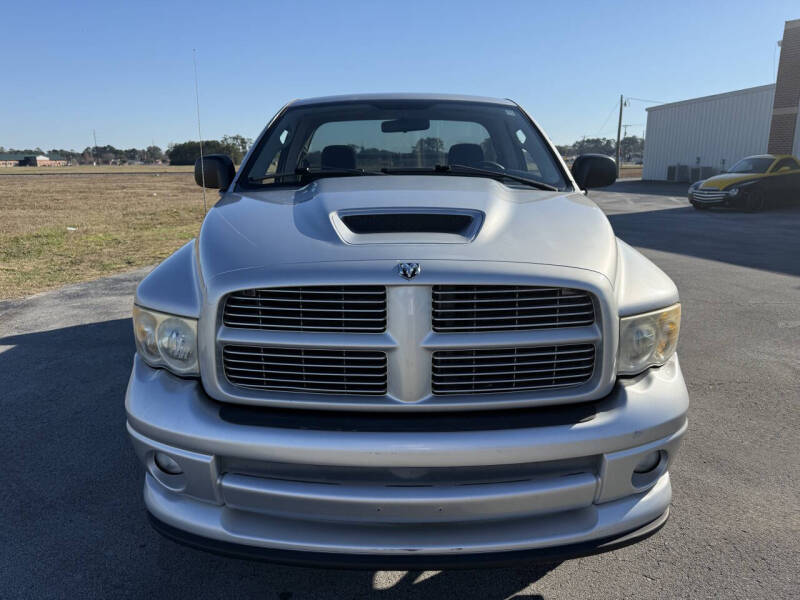 2005 Dodge Ram 1500 Pickup's photo