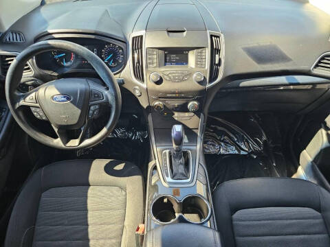 2017 Ford Edge SE