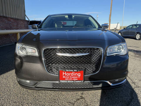 2016 Chrysler 300 C