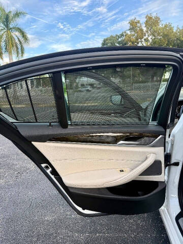 2019 BMW 5 Series 530i