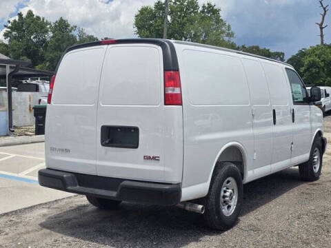2025 GMC Savana 2500