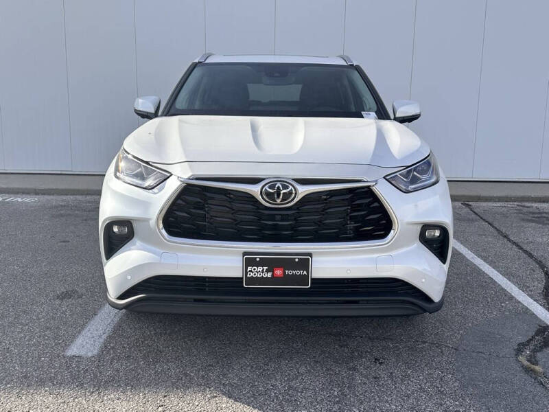 2026 Toyota Highlander Limited