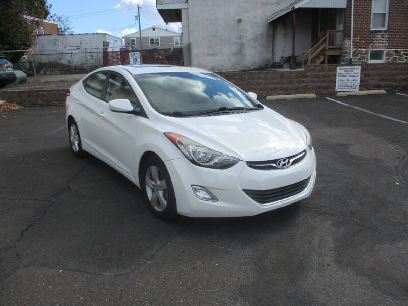 2012 Hyundai Elantra Limited photo 2