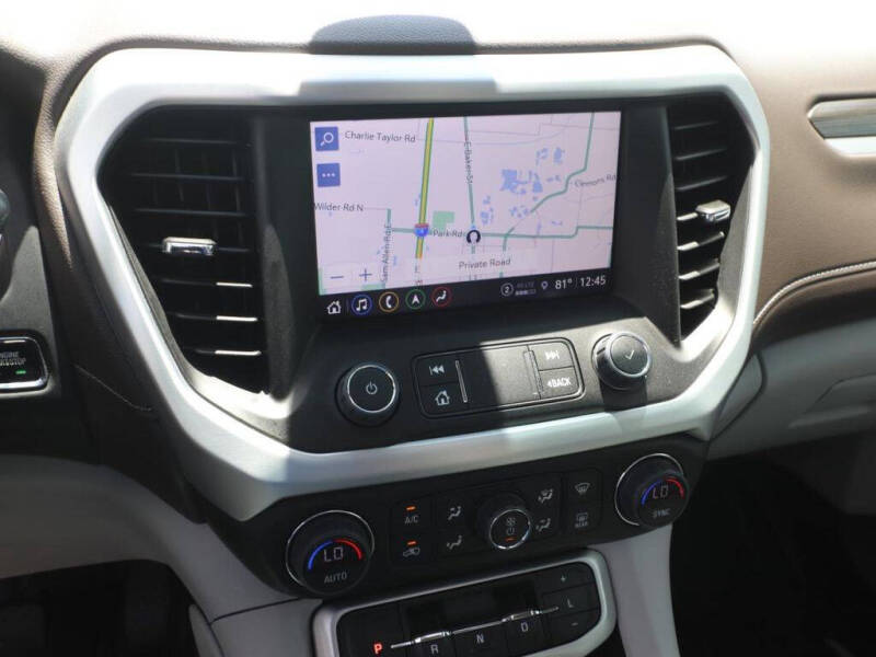2023 GMC Acadia SLT