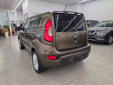 2012 Kia Soul +