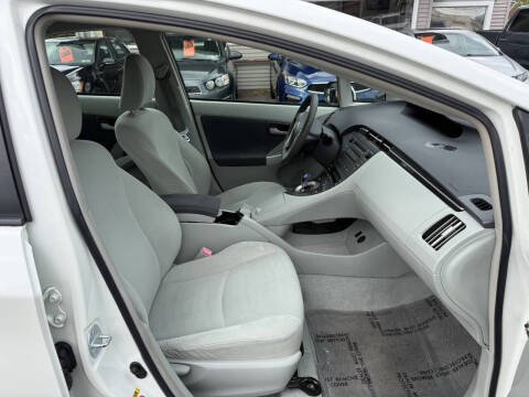 2011 Toyota Prius Three