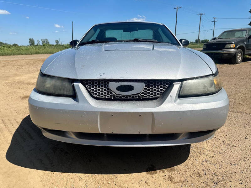 2003 Ford Mustang Deluxe