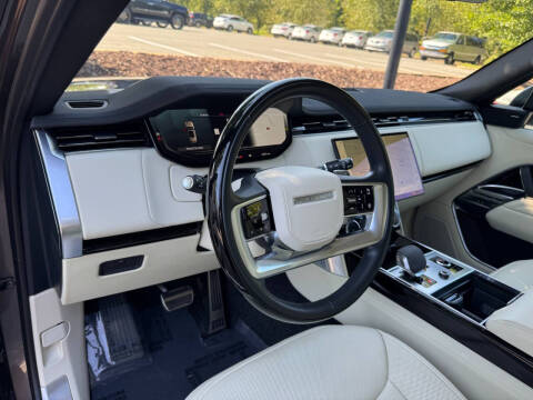 2023 Land Rover Range Rover P400 SE