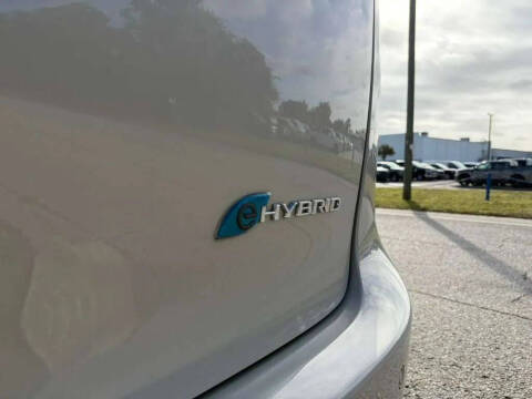 2017 Chrysler Pacifica Hybrid Platinum