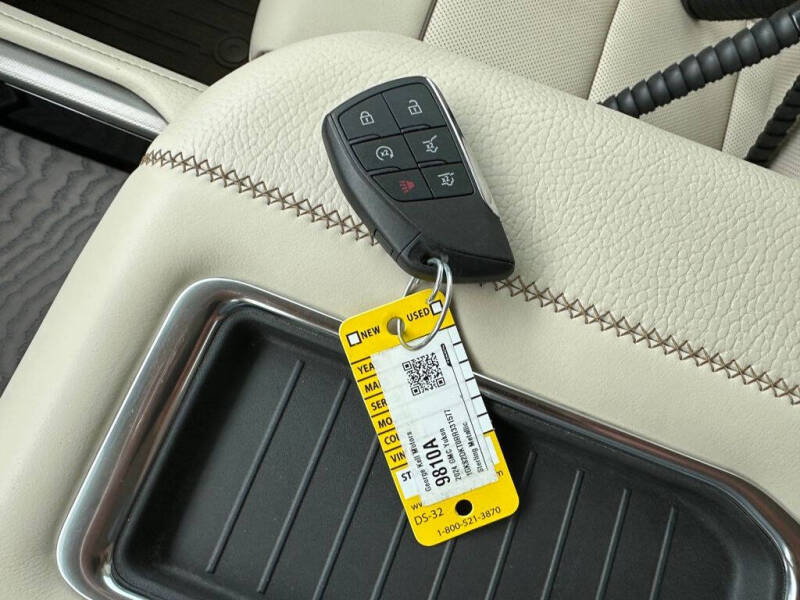 2024 GMC Yukon Denali