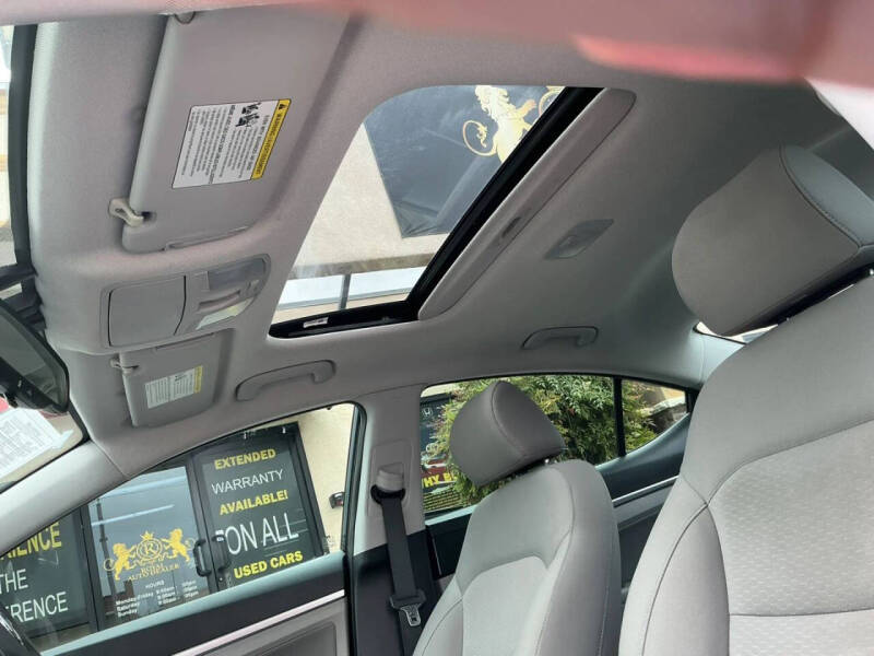 2020 Hyundai Elantra
