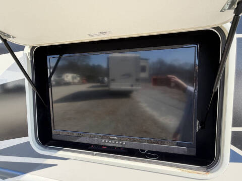 2022 Thor Motor Coach Hurricane 29M