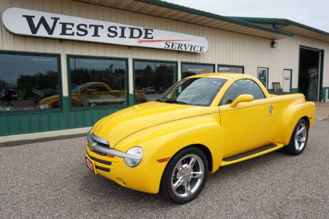 2004 Chevrolet SSR LS