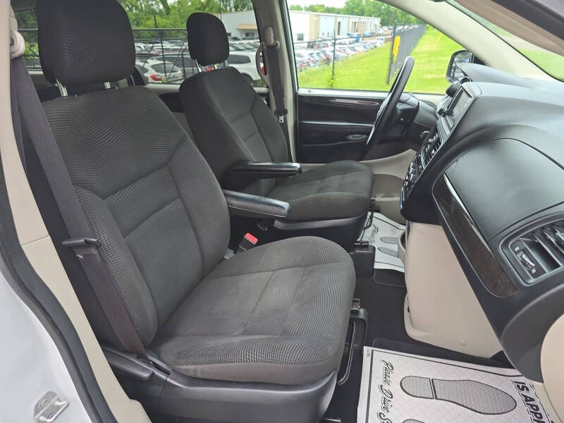 2020 Dodge Grand Caravan SE