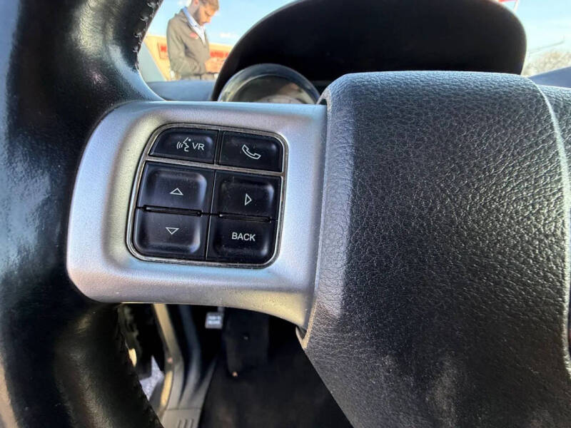 2011 Dodge Grand Caravan Crew