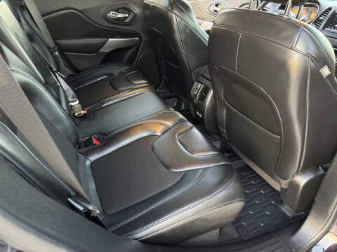 2021 Jeep Cherokee Latitude Plus