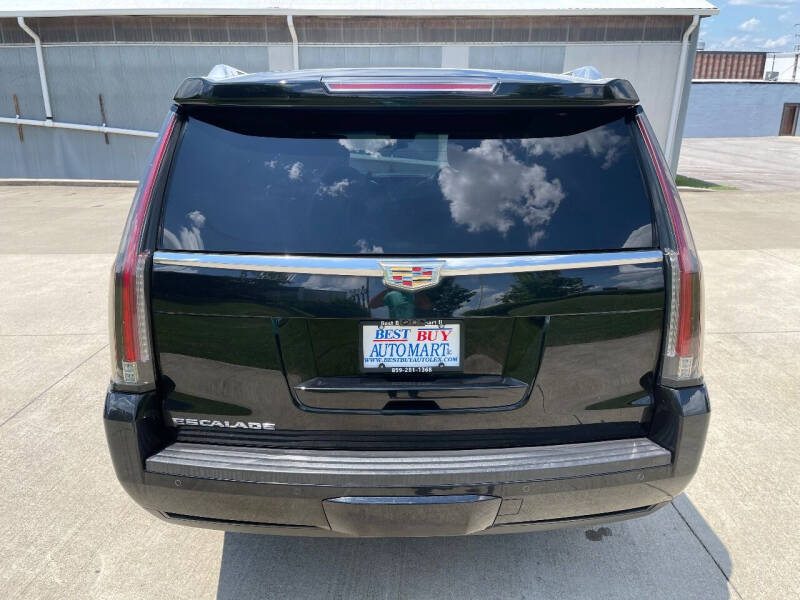 2017 Cadillac Escalade Platinum