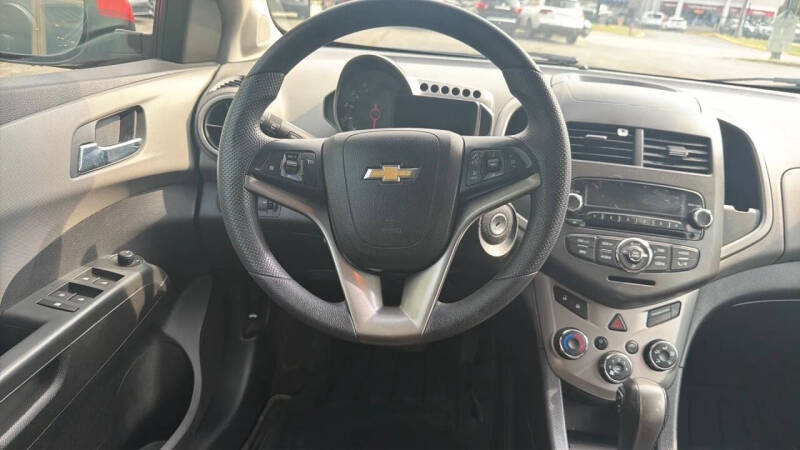 2013 Chevrolet Sonic LT Auto