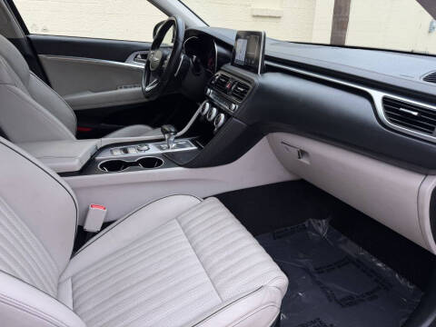 2019 Genesis G70