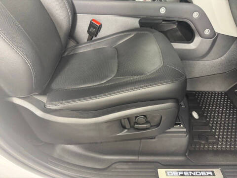 2023 Land Rover Defender 90 X-Dynamic SE