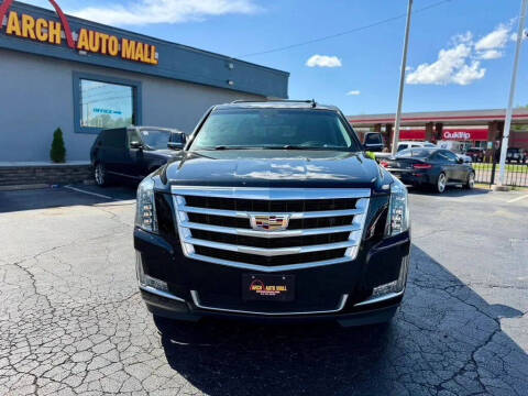 2017 Cadillac Escalade Luxury