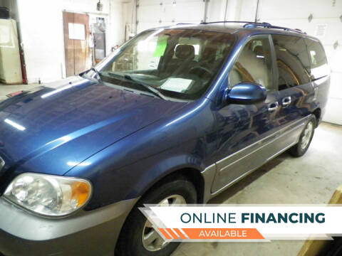 2003 Kia Sedona for sale at C&C AUTO SALES INC in Charles City IA