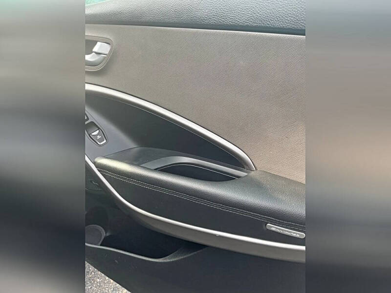 2017 Hyundai Santa Fe