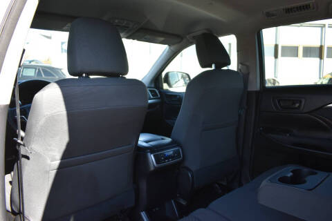 2017 Toyota Highlander LE