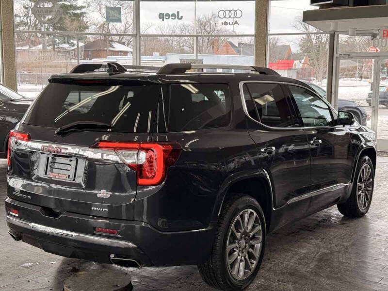 2021 GMC Acadia Denali