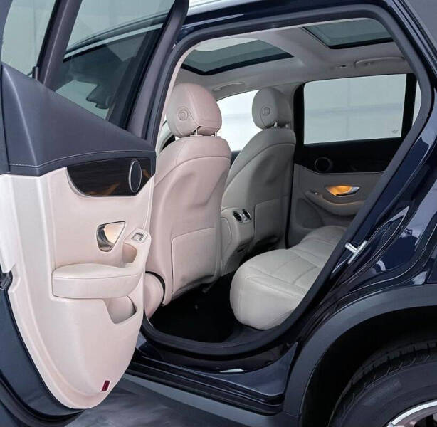 2016 Mercedes-Benz GLC GLC 300