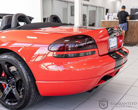 2005 Dodge Viper SRT-10