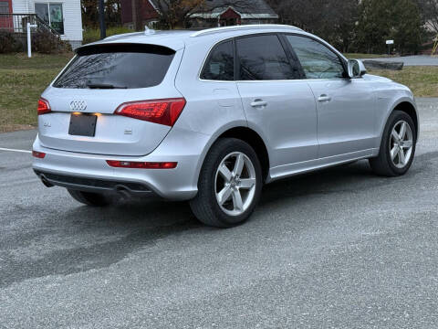 2012 Audi Q5 3.2 quattro Premium Plus