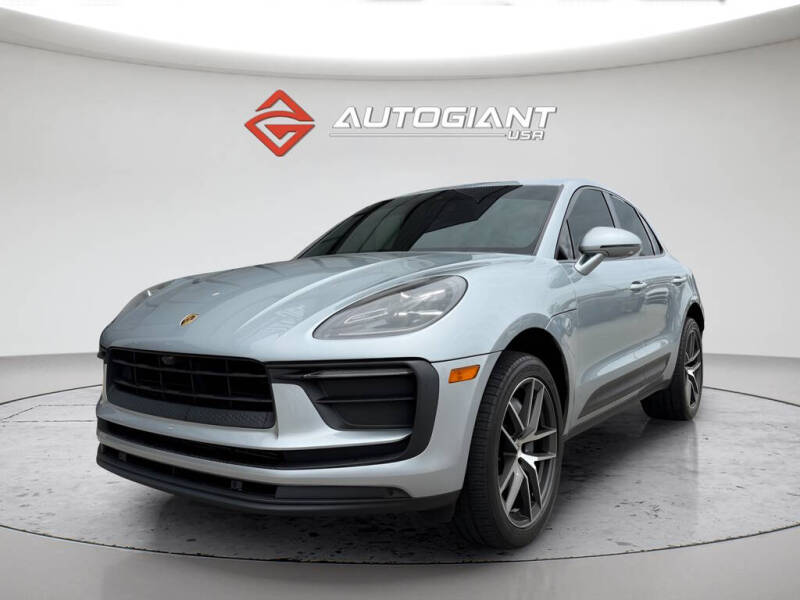2022 Porsche Macan