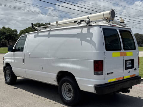 2010 Ford E-Series E-250