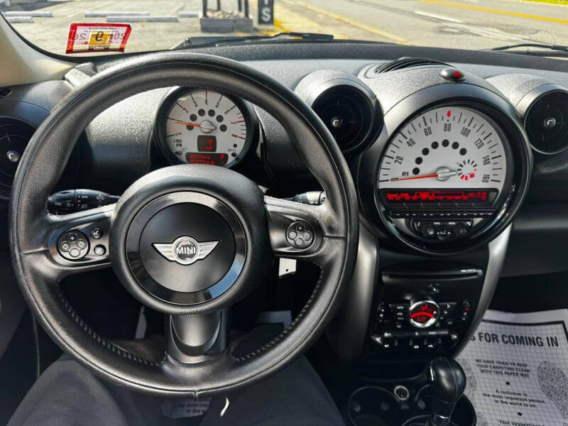 2013 MINI Paceman Cooper