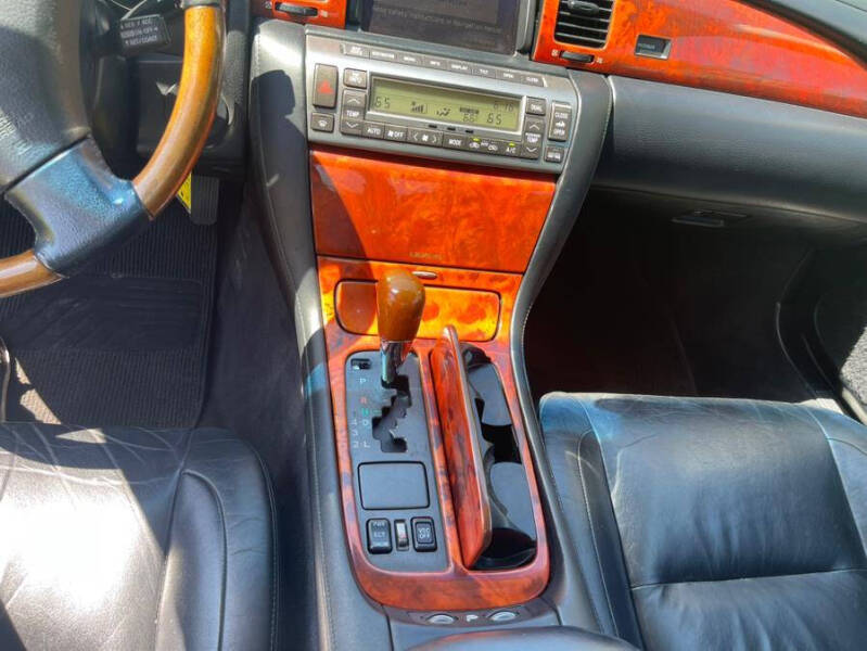 2002 Lexus SC 430