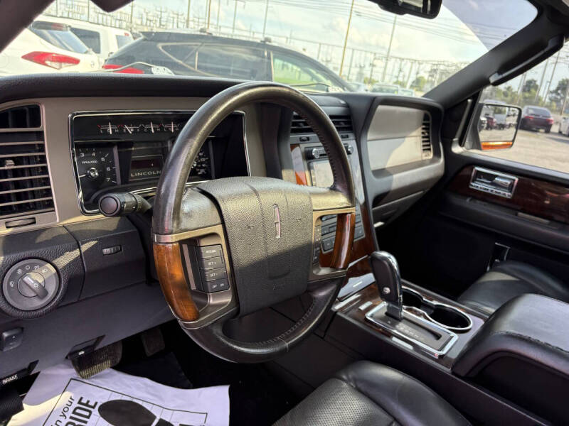 2012 Lincoln Navigator
