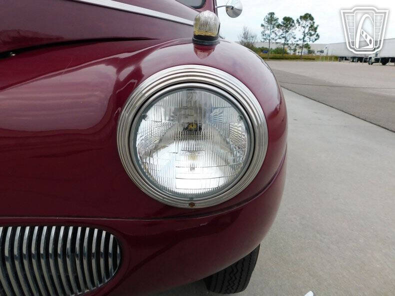 1941 Ford Super Deluxe