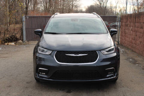 2021 Chrysler Pacifica Touring L