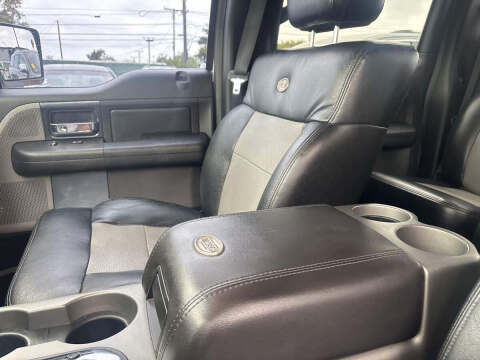 2005 Ford F-150 Lariat