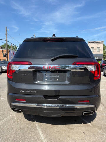 2020 GMC Acadia Denali