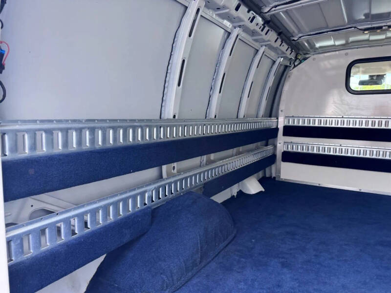 2019 Chevrolet Express 2500